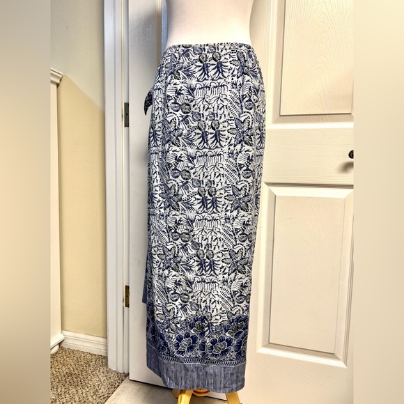 Dana Buchman 100% silk boho indigo batik maxi skirt beach wrap Sarong resort 10 - Picture 9 of 10